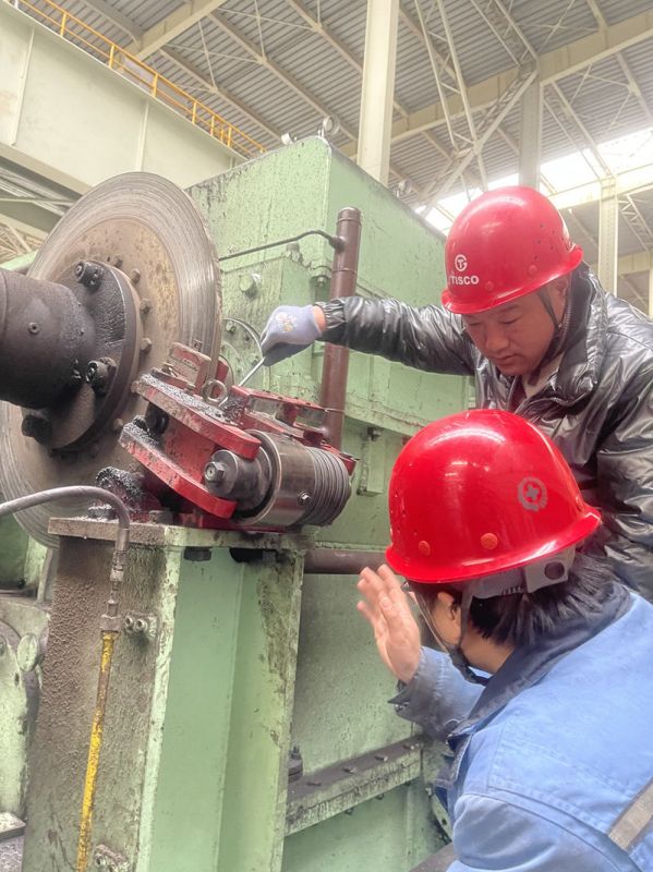 太原鋼鐵現(xiàn)場指導(dǎo)安裝調(diào)試